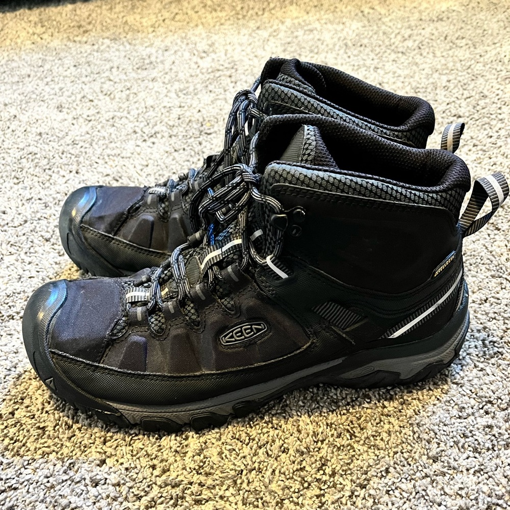Mens keen waterproof shoe/boot